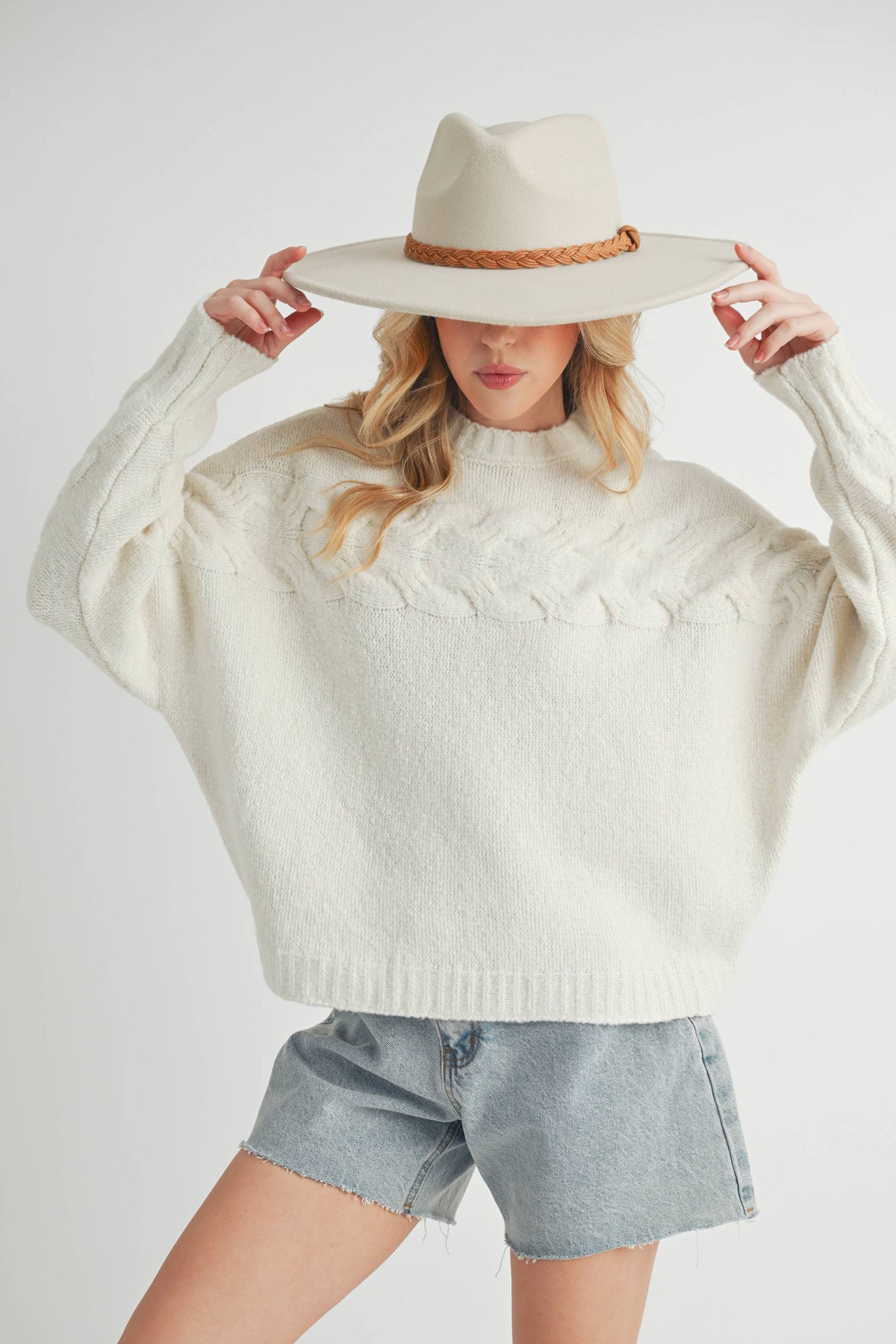 AEIMI & Co Elaine Sweater - East Coast Classy