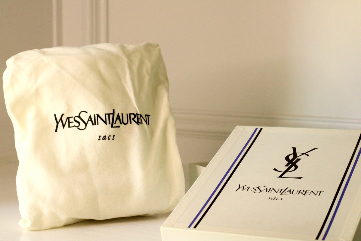 Yves Saint Laurent Vintage Envelope Convertible Crossbody Preowned - East Coast Classy