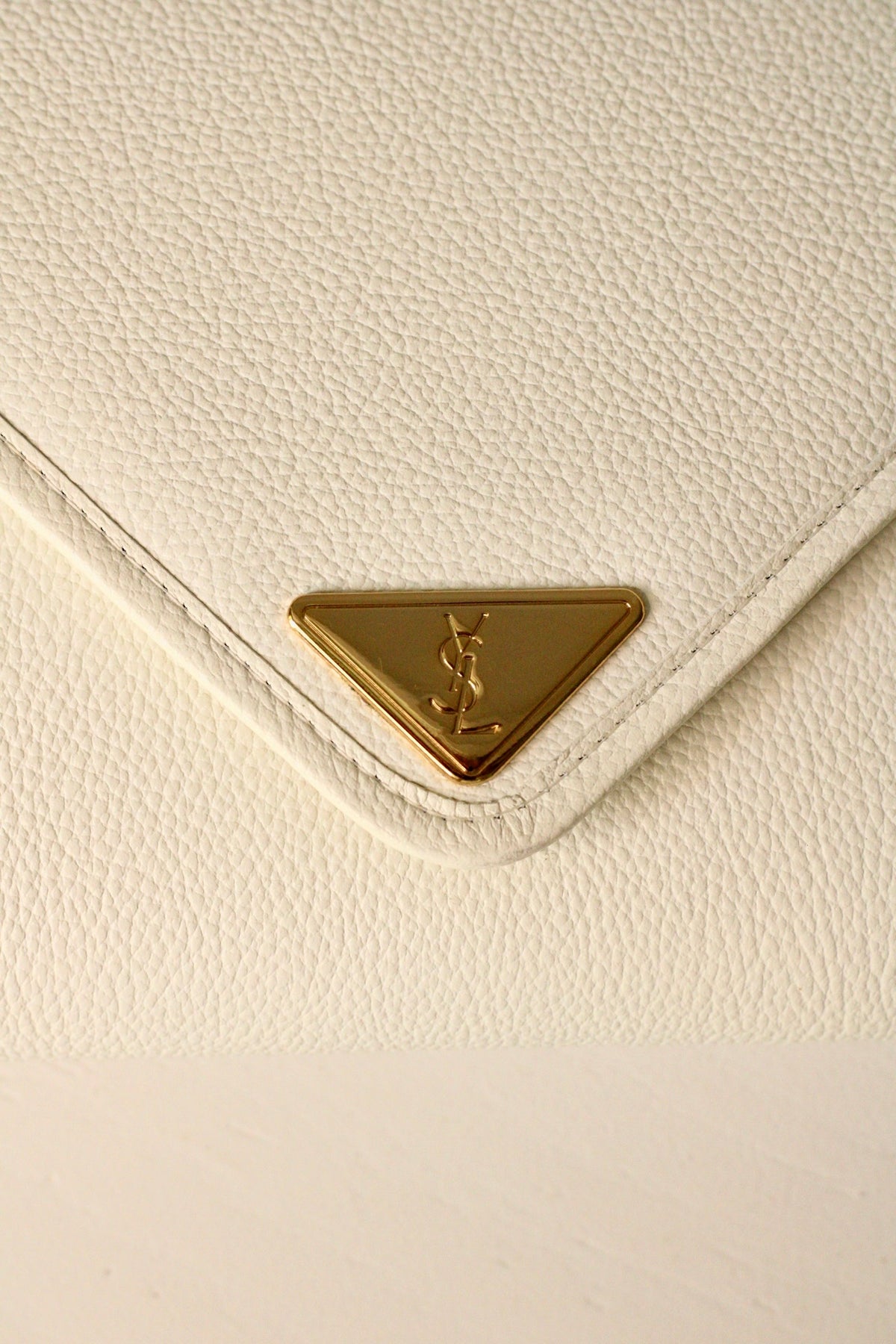 Yves Saint Laurent Vintage Envelope Convertible Crossbody Preowned - East Coast Classy